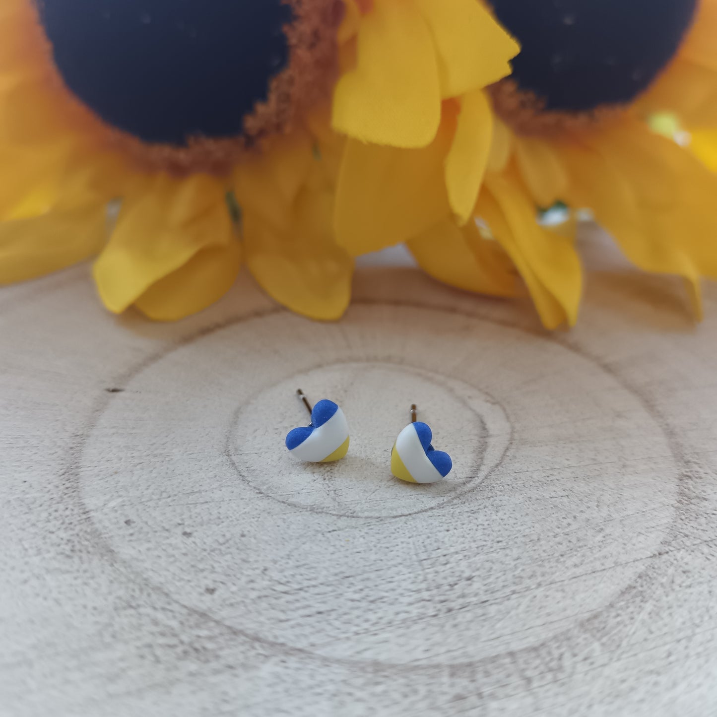Micro Leeds United Heart Stud Earrings