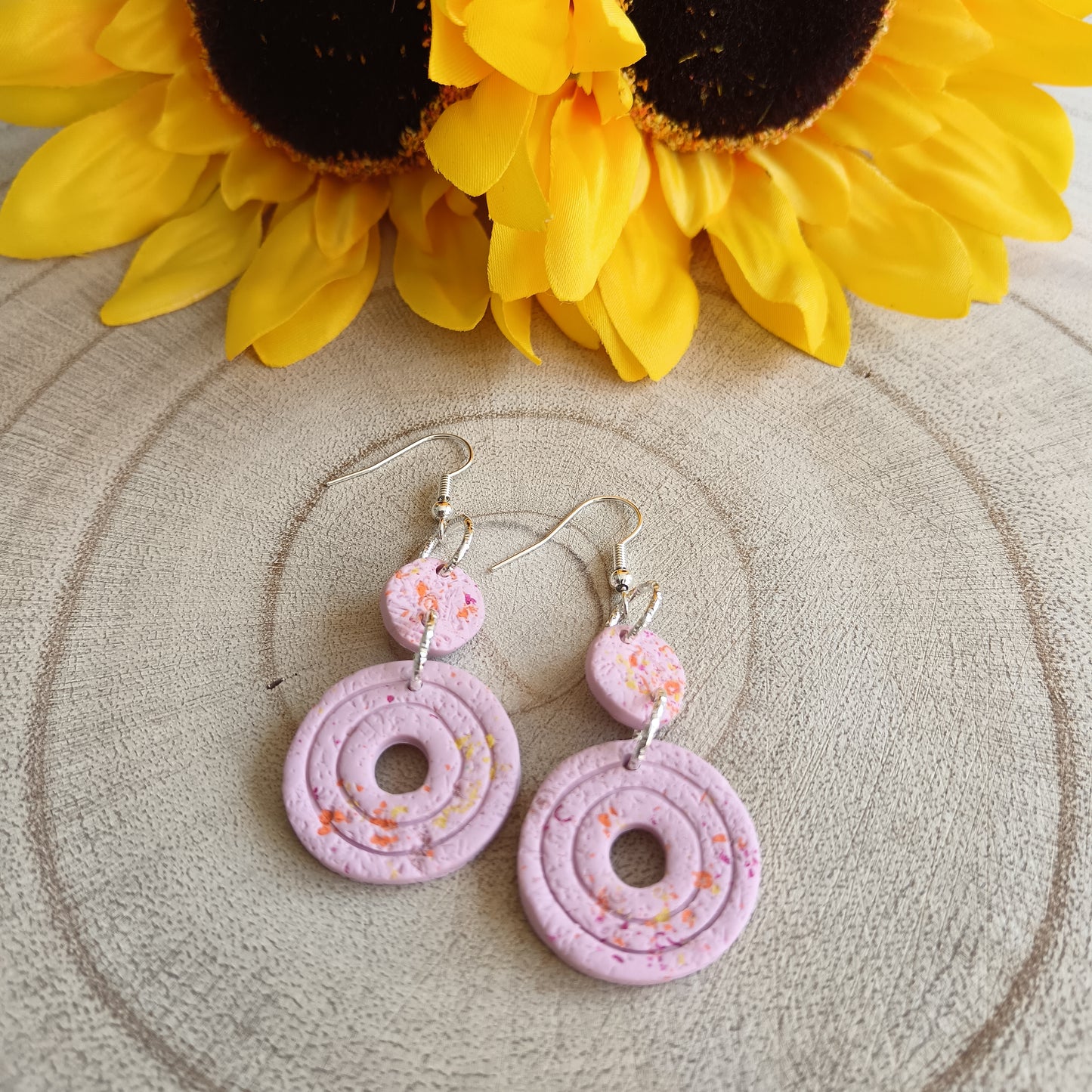 Retro Circle Pink Confetti Dangle Hook Earrings