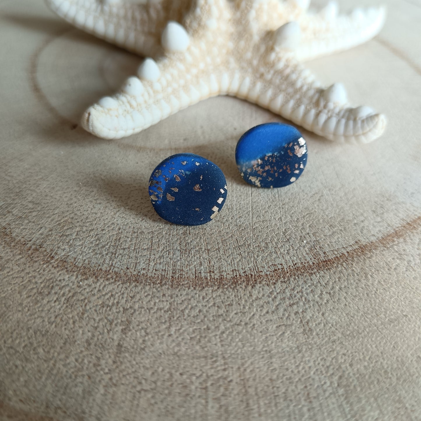 Organic Circle Coastal Tone Stud Earrings
