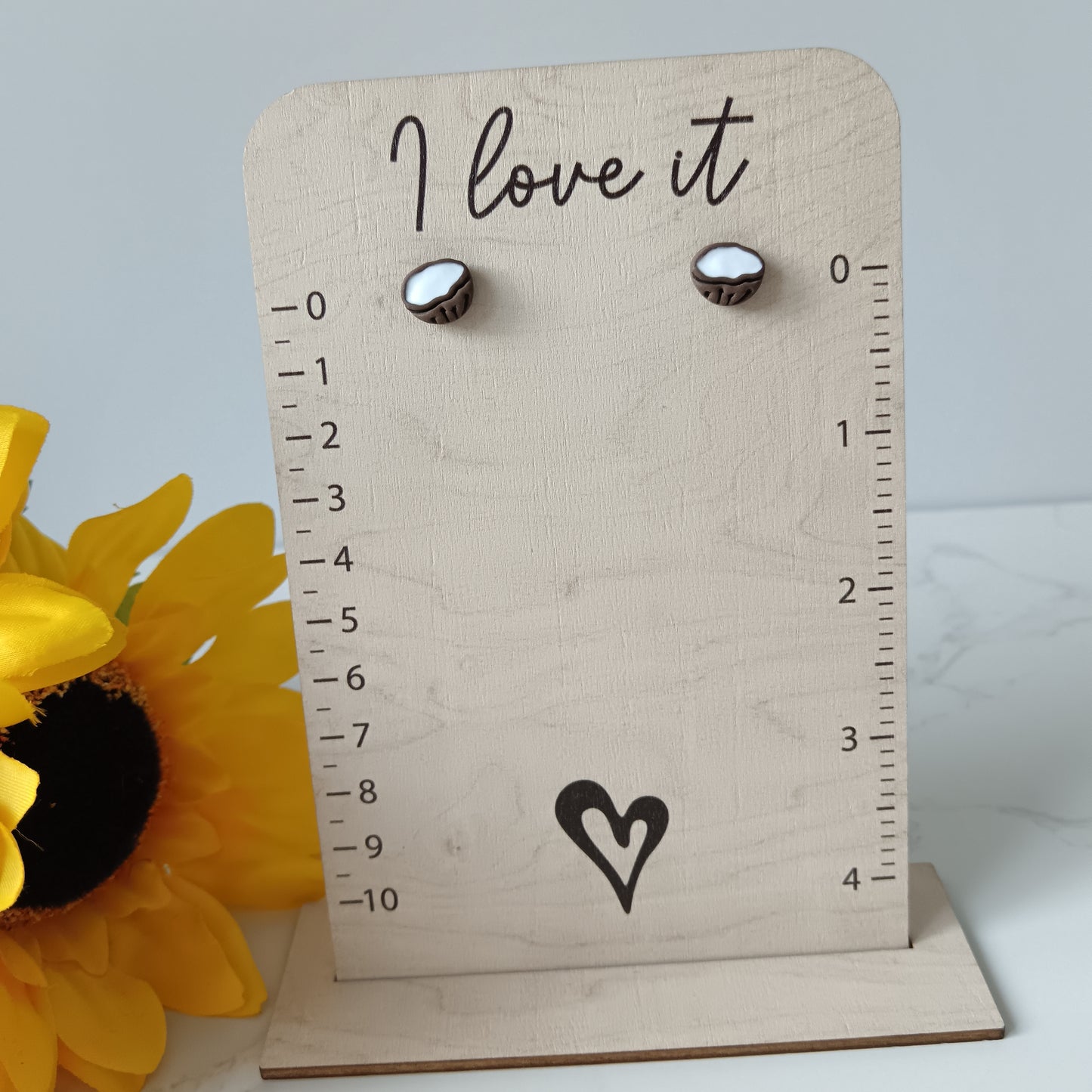 Coconut Stud Fixings
