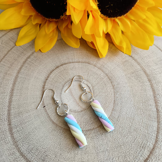 Retro Marshmallow Flump Hook Earrings