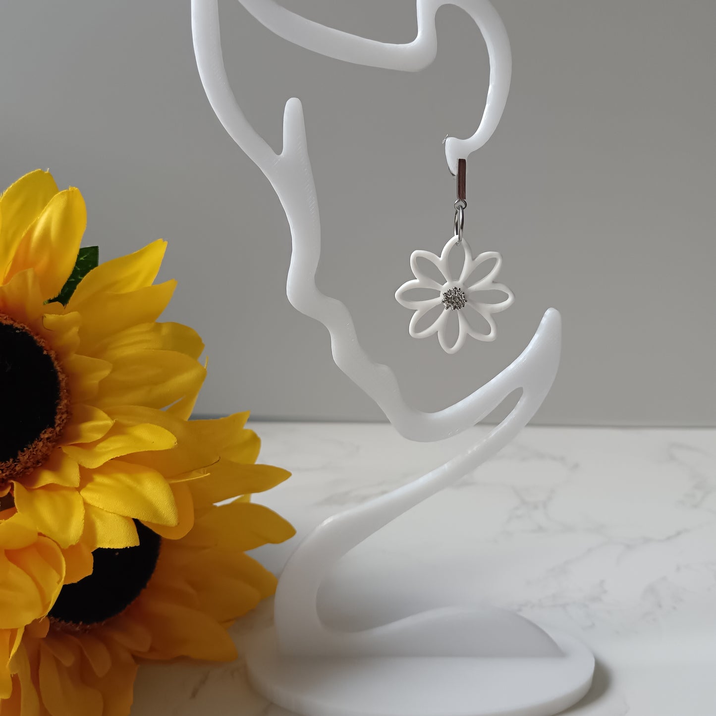White & Silver Daisy Dangle Stud Earrings